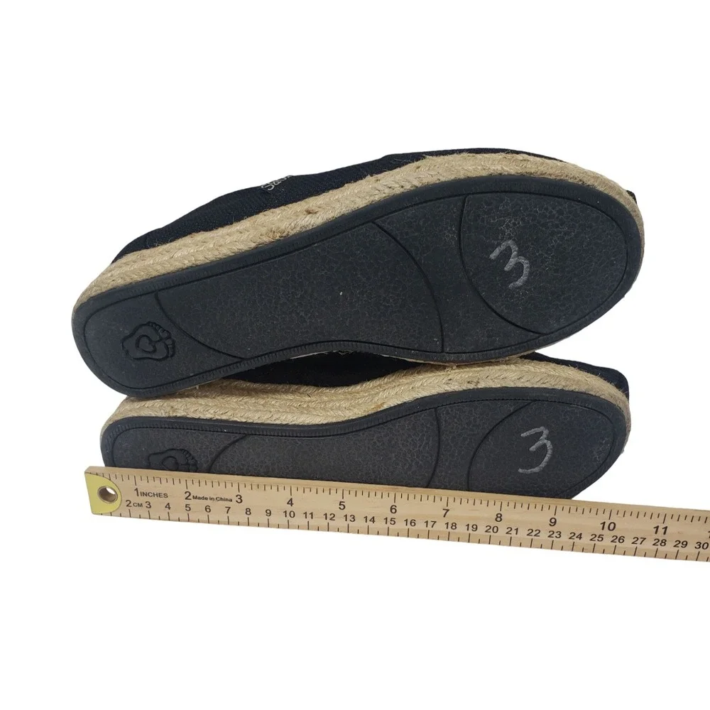 BOBS from Skechers Women 8.5 Black Canvas Espadrille Platform Slip On Flats